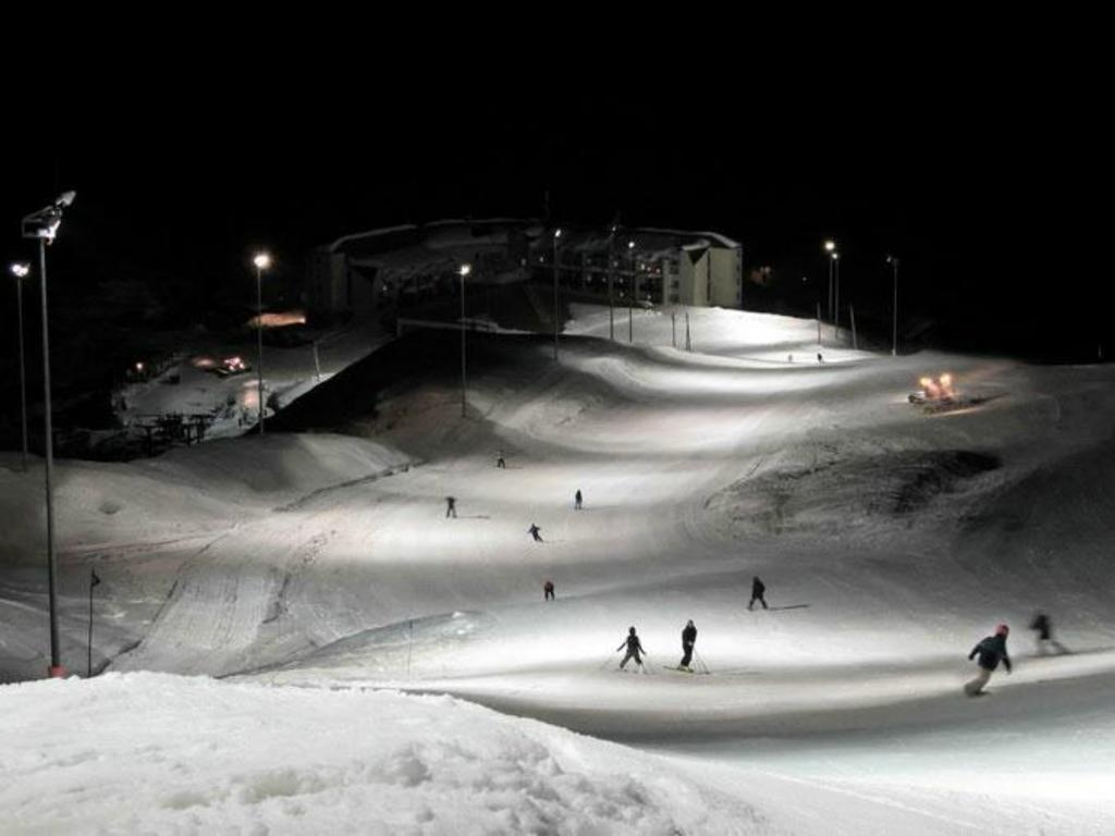 Gudauri Loft Apartment 418, Next To The Pirveli Lift מראה חיצוני תמונה